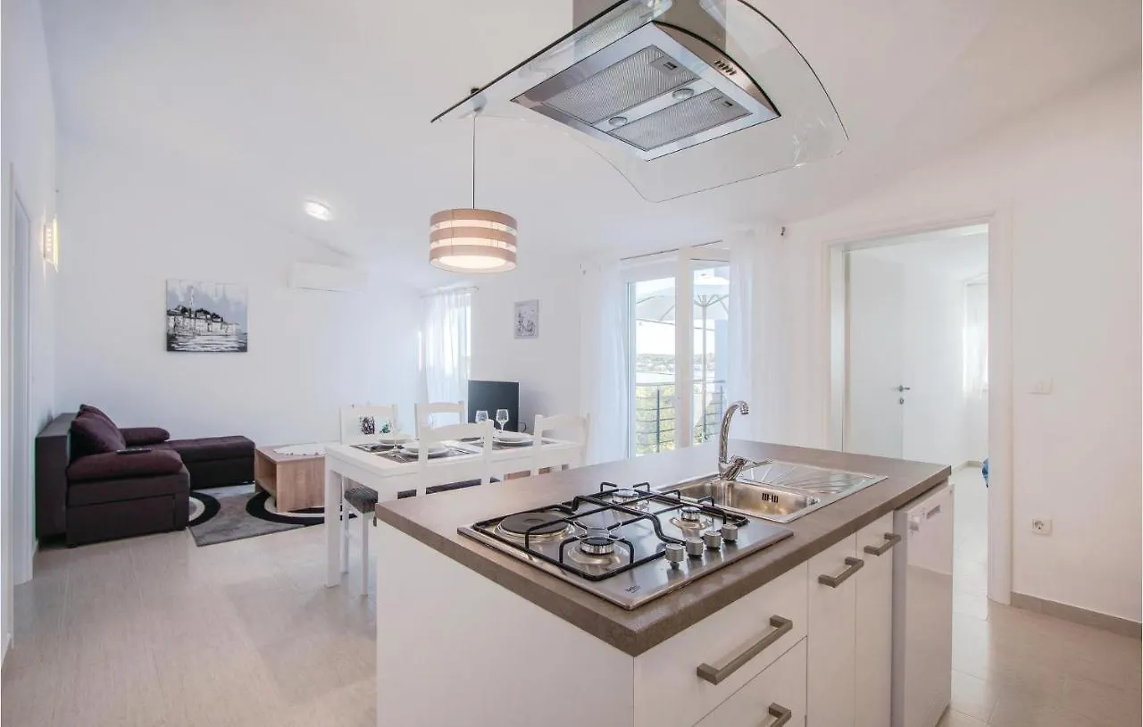 Verunić Amazing Apartment In Veli Rat קרואטיה